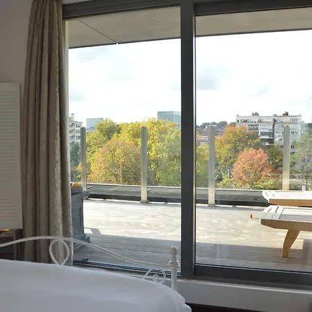 Modern In With Terrace * Ghent